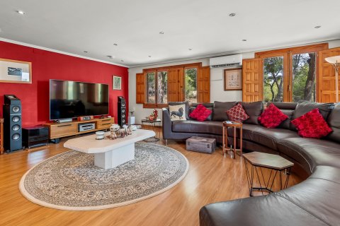 Finca myytävänä Torremendo, Alicante, Espanja, 4 makuuhuonetta, 220 m2 No. 131820 - kuva 15