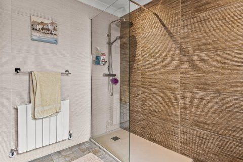 Finca myytävänä Torremendo, Alicante, Espanja, 4 makuuhuonetta, 220 m2 No. 131820 - kuva 17