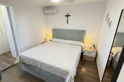 Villa en venta La Zenia, Alicante, España 2 dormitorios, 85 m2 No. 131825 - foto 12