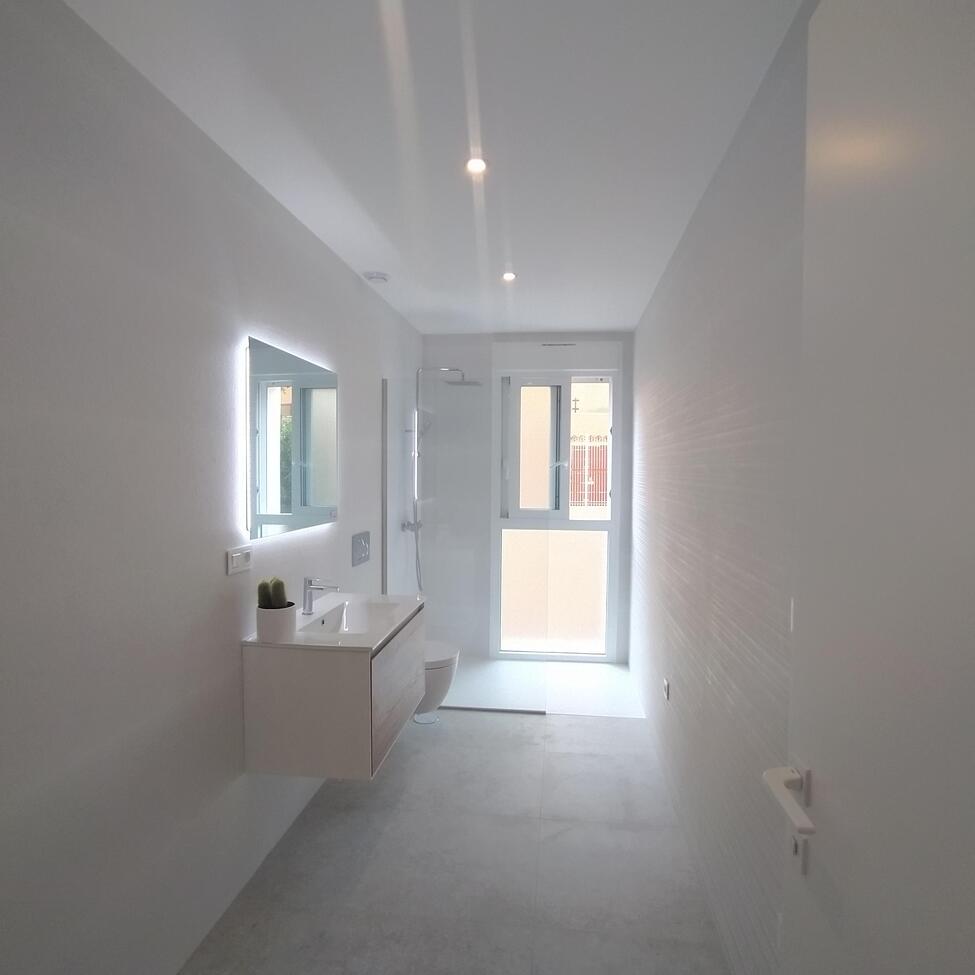 Apartamento en Torrevieja, Alicante, España 3 dormitorios,  No. 131824