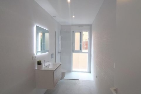Apartment for sale Torrevieja, Alicante, Spain 3 bedrooms,  No. 131824 - photo 21