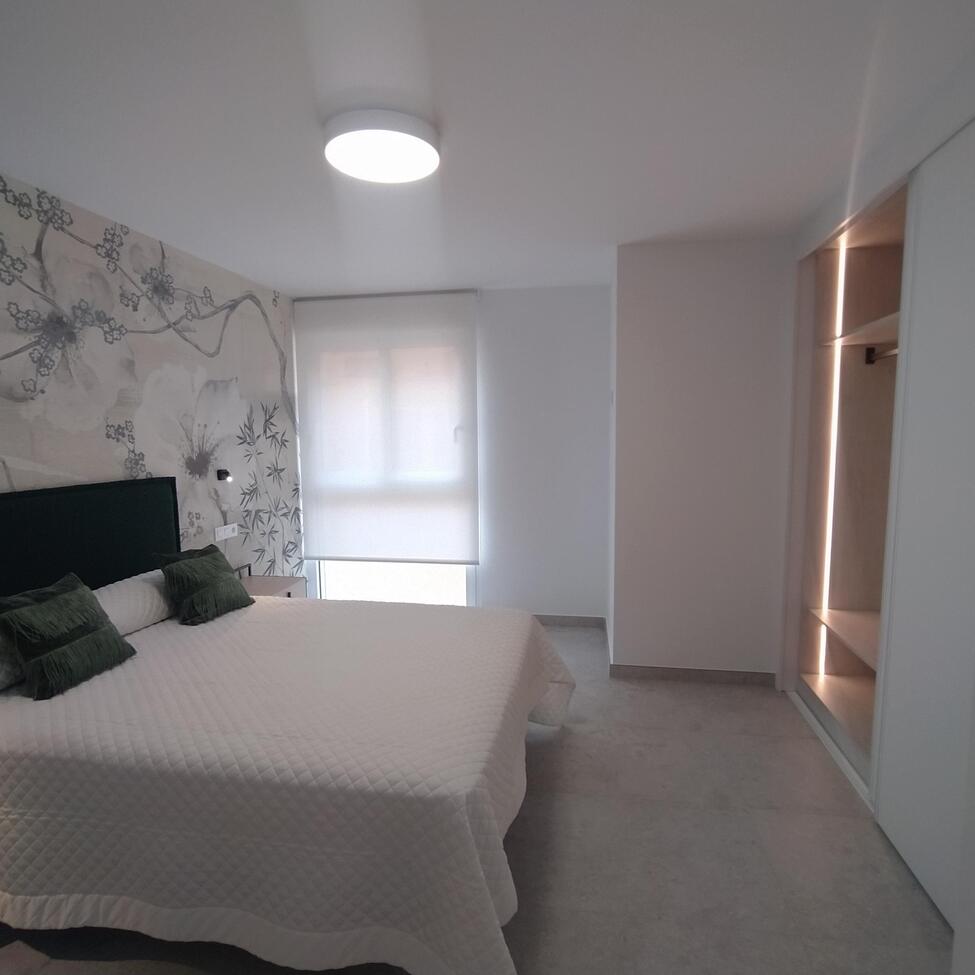 Apartamento en Torrevieja, Alicante, España 3 dormitorios,  No. 131824