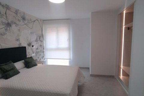 Apartment for sale Torrevieja, Alicante, Spain 3 bedrooms,  No. 131824 - photo 16