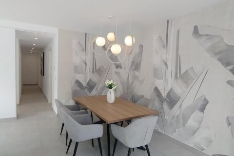 Apartment for sale Torrevieja, Alicante, Spain 3 bedrooms,  No. 131824 - photo 4