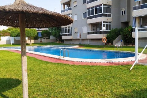 Apartment for sale Torrevieja, Alicante, Spain 3 bedrooms,  No. 131824 - photo 1