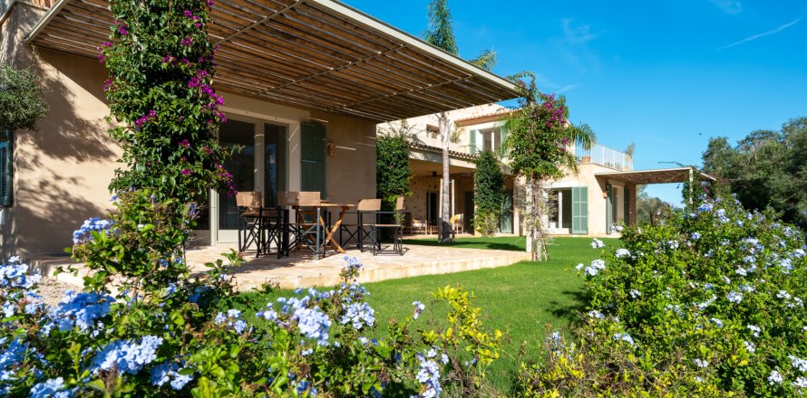 Finca en La Rapita, Mallorca, España 5 dormitorios, 820 m2 No. 128103