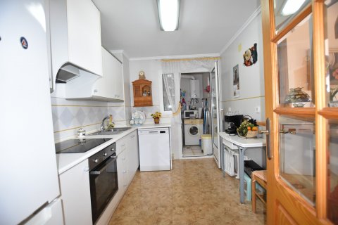 Apartment for sale Torrevieja, Alicante, Spain 3 bedrooms, 98 sq.m. No. 125028 - photo 16