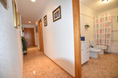 Apartment for sale Torrevieja, Alicante, Spain 3 bedrooms, 98 sq.m. No. 125028 - photo 15