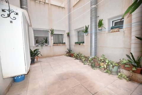 Apartment for sale Torrevieja, Alicante, Spain 3 bedrooms, 98 sq.m. No. 125028 - photo 19