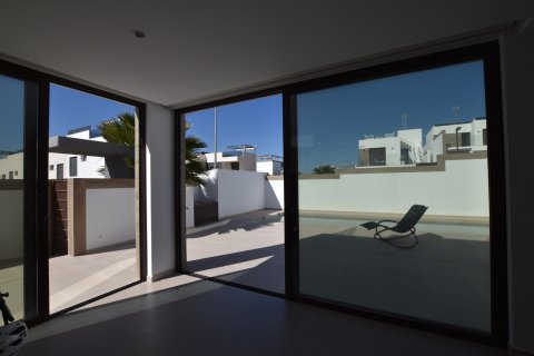 Villa pārdošanā Benijofar, Alicante, Spānijā 3 istabas, 175 m2 Nr. 125029 - attēls 24