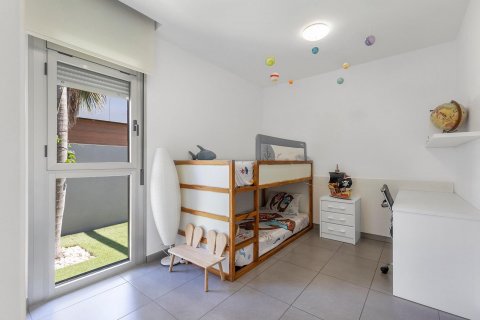 Huvila myytävänä Pilar de la Horadada, Alicante, Espanja, 3 makuuhuonetta,  No. 126949 - kuva 18