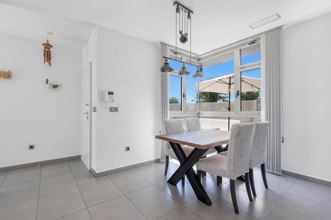 Huvila myytävänä Pilar de la Horadada, Alicante, Espanja, 3 makuuhuonetta,  No. 126949 - kuva 17
