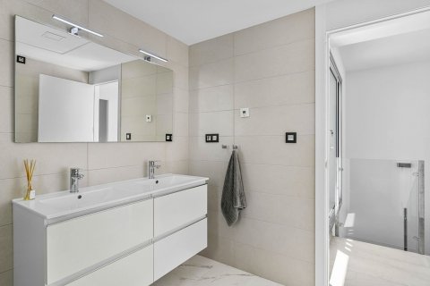 Продажа виллы Гуардамар-дель-Сегура, Аликанте, Испания 3 спальни, 104м2 №126955 - фото 20