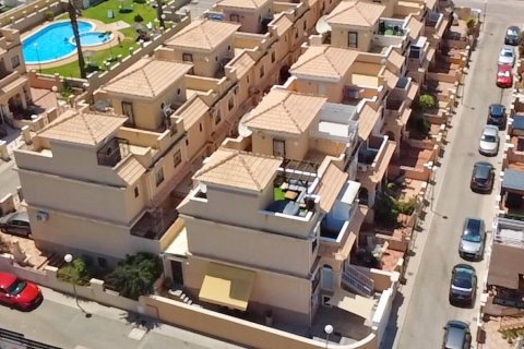 Townhouse for sale Alicante, Spain 3 bedrooms, 88 sq.m. No. 126954 - photo 16