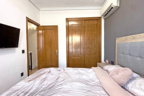 Townhouse for sale Alicante, Spain 3 bedrooms, 88 sq.m. No. 126954 - photo 28