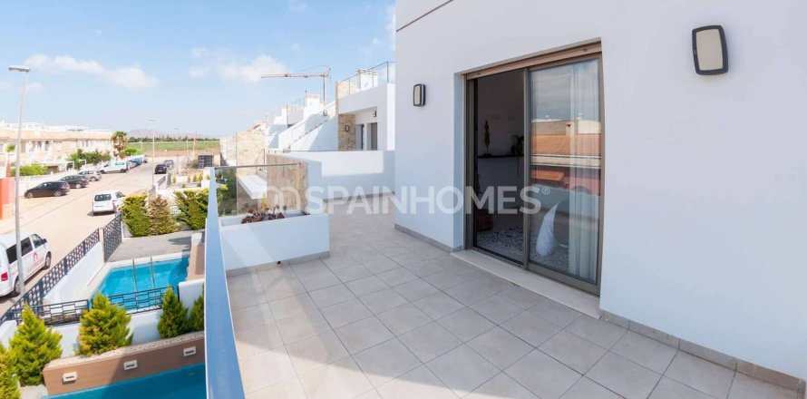 Villa Los Alcazares, Murcia, Spanien 3 sovrum, 194 kvm. Nr. 121494
