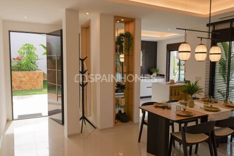 Продажа виллы в Рохалес, Аликанте, Испания 3 спальни, 168м2 №121495 - фото 16