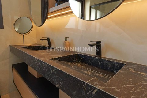 Продажа виллы в Рохалес, Аликанте, Испания 3 спальни, 168м2 №121495 - фото 25