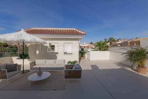 Продажа виллы в Рохалес, Аликанте, Испания 3 спальни, 168м2 №121495 - фото 10