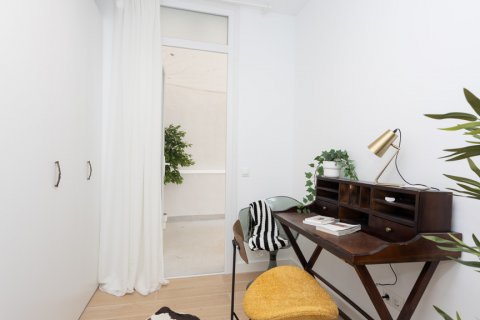Продажа квартиры в Мадрид, Испания 3 спальни, 128м2 №122084 - фото 19