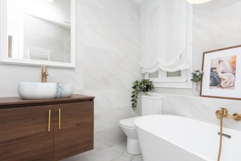 Продажа квартиры в Мадрид, Испания 3 спальни, 128м2 №122084 - фото 23