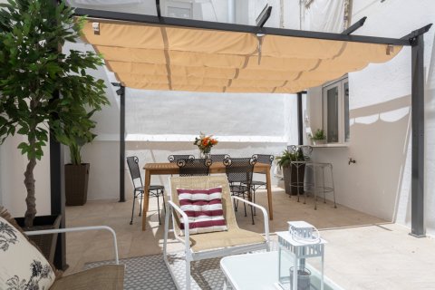 Продажа квартиры в Мадрид, Испания 3 спальни, 128м2 №122084 - фото 25