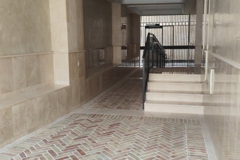 Apartment for rent Sevilla, Seville, Spain 2 bedrooms, 103 sq.m. No. 122081 - photo 22