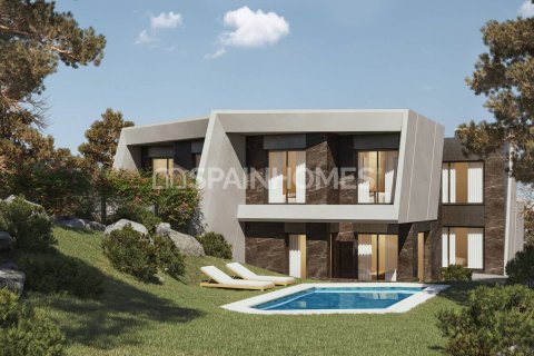Villa en venta en Torrelodones, Madrid, España 4 dormitorios, 217 m2 No. 120612 - foto 3