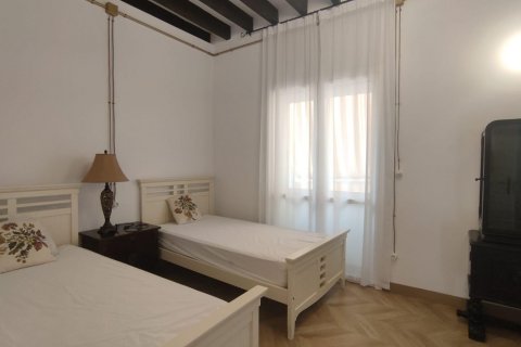 Apartment for rent Alicante, Spain 2 bedrooms, 120 sq.m. No. 127369 - photo 11