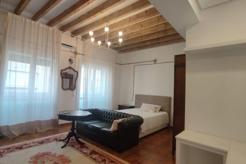 Apartment for rent Alicante, Spain 2 bedrooms, 120 sq.m. No. 127369 - photo 7