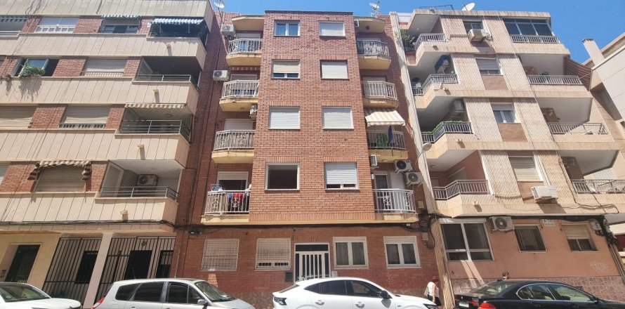 Appartamento Torrevieja, Alicante, Spagna 3 camere da letto, 105 mq. N° 127367