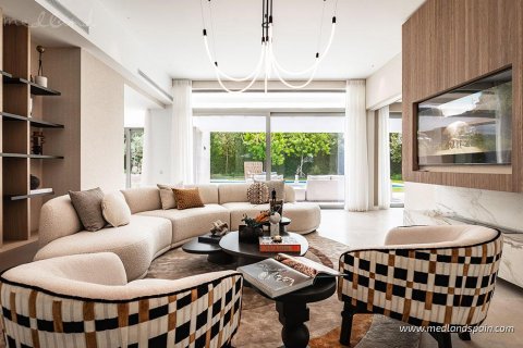 Villa zum Verkauf Estepona, Malaga, Spanien 5 Schlafzimmer, 628 m2 Nr. 129185 - Foto 6