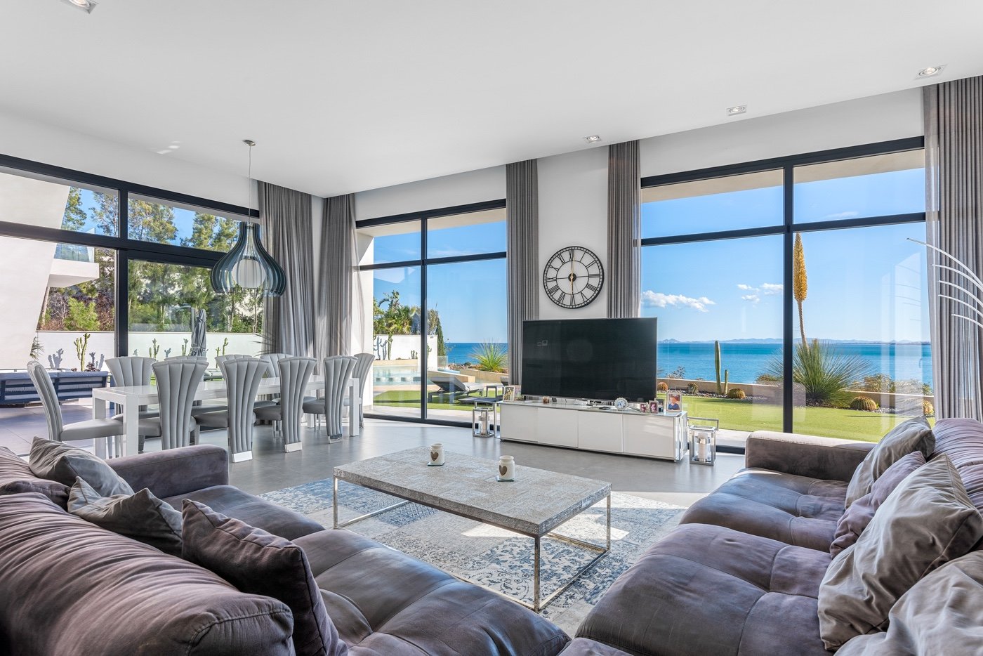 Villa en Cabo Roig, Alicante, España 6 dormitorios, 479 m2 No. 125930
