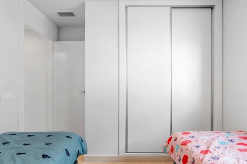 Apartment for sale Los Balcones, Alicante, Spain 3 bedrooms,  No. 125929 - photo 24