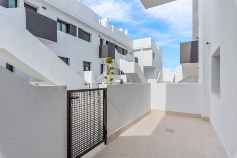 Apartment for sale Los Balcones, Alicante, Spain 3 bedrooms,  No. 125929 - photo 8