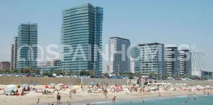 Квартира в Барселона, Испания 2 спальни, 142м2 №122480