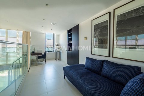 Продажа квартиры в Барселона, Испания 2 спальни, 142м2 №122480 - фото 11