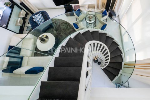 Продажа квартиры в Барселона, Испания 2 спальни, 142м2 №122480 - фото 13