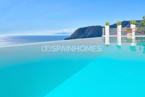 Villa till salu i Almunecar, Granada, Spanien 4 sovrum, 200 kvm. Nr. 122481 - foto 13