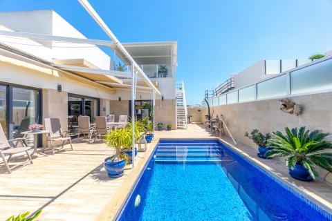 Villa for sale Daya Nueva, Alicante, Spain 2 bedrooms,  No. 125293 - photo 1