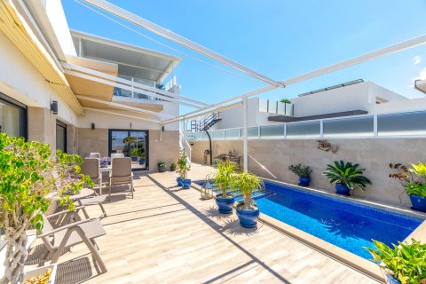 Villa for sale Daya Nueva, Alicante, Spain 2 bedrooms,  No. 125293 - photo 3