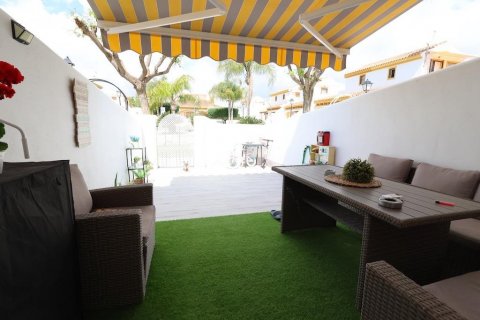 Townhouse for sale Pilar de la Horadada, Alicante, Spain 2 bedrooms, 75 sq.m. No. 125207 - photo 3