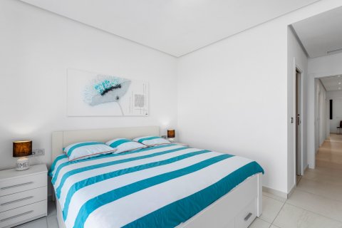 Villa à vendre Benijofar, Alicante, Espagne, 4 chambres, 150 m2 No. 125911 - photo 30