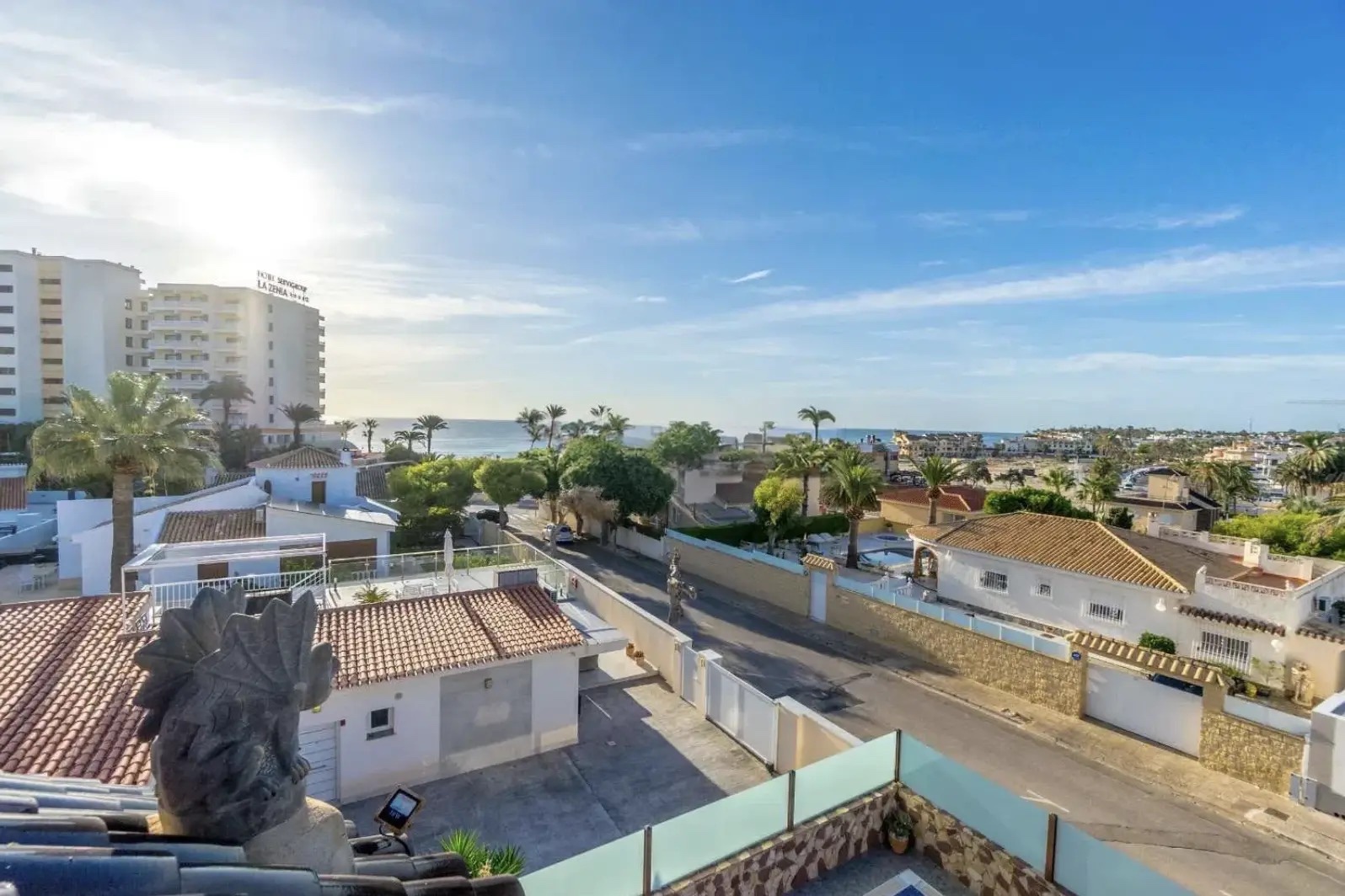 Villa à La Zenia, Alicante, Espagne 4 chambres, 400 m2 No. 125909