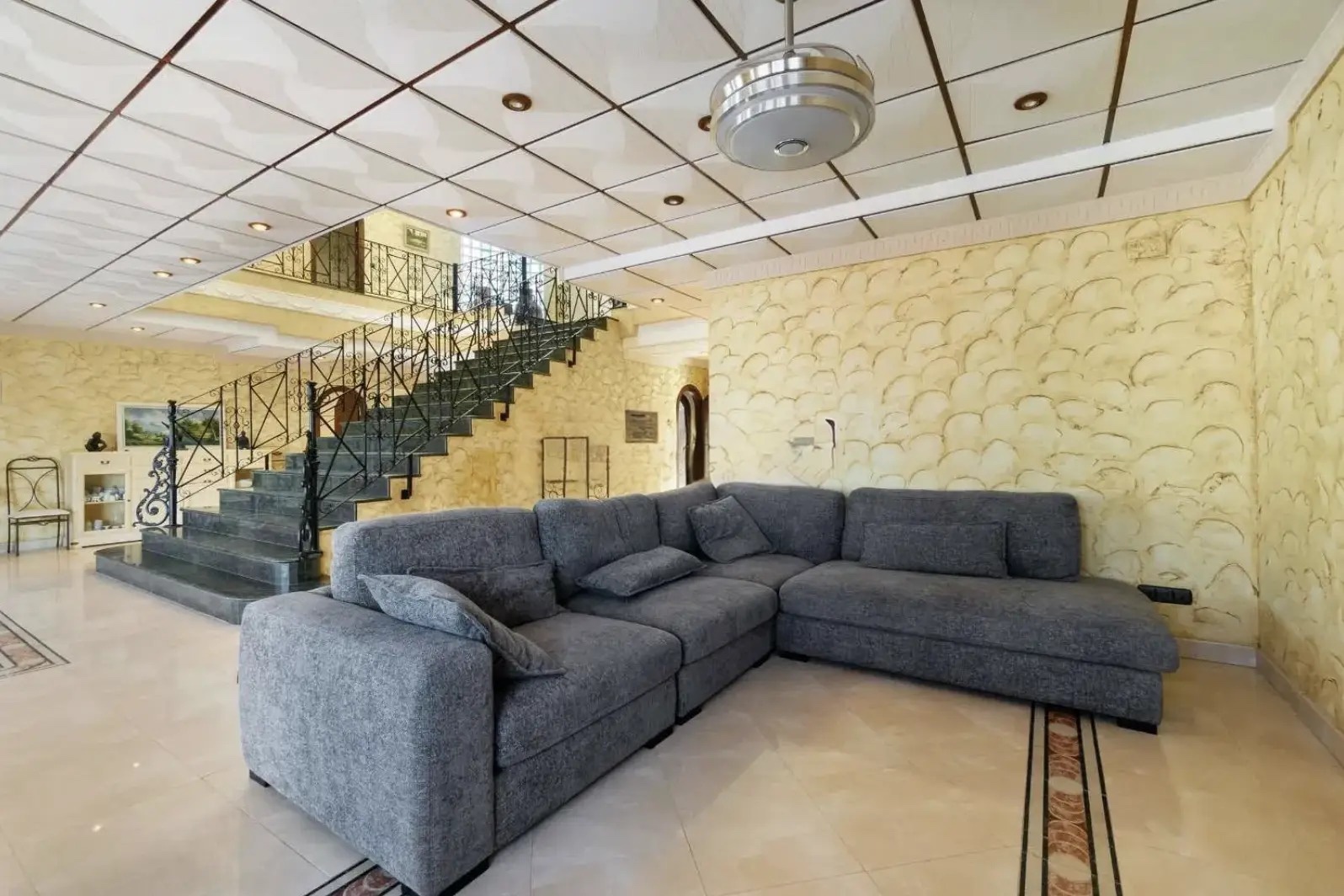Villa à La Zenia, Alicante, Espagne 4 chambres, 400 m2 No. 125909