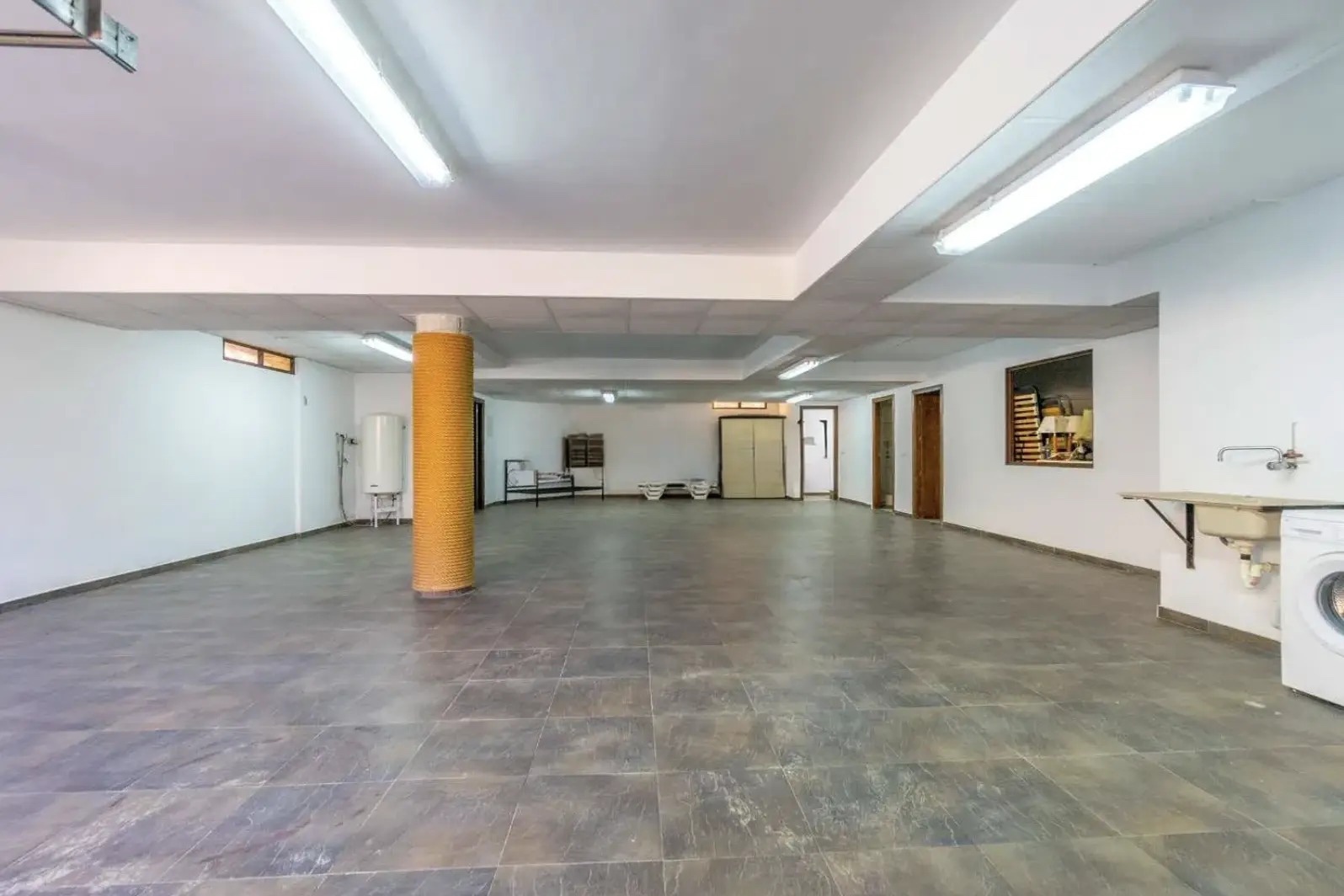 Villa à La Zenia, Alicante, Espagne 4 chambres, 400 m2 No. 125909
