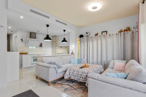 Villa à vendre Villamartin, Alicante, Espagne, 3 chambres, 155 m2 No. 125915 - photo 6