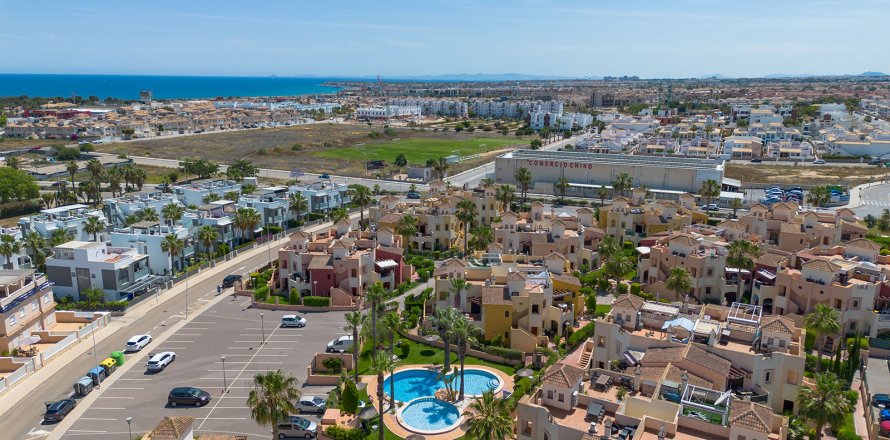 Apartamento Torrevieja, Alicante, España 2 dormitorios, 65 m2 No. 129321