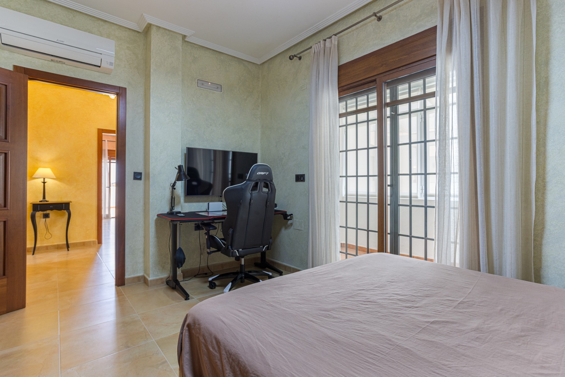 Villa à Los Montesinos, Alicante, Espagne 4 chambres, 417 m2 No. 129322