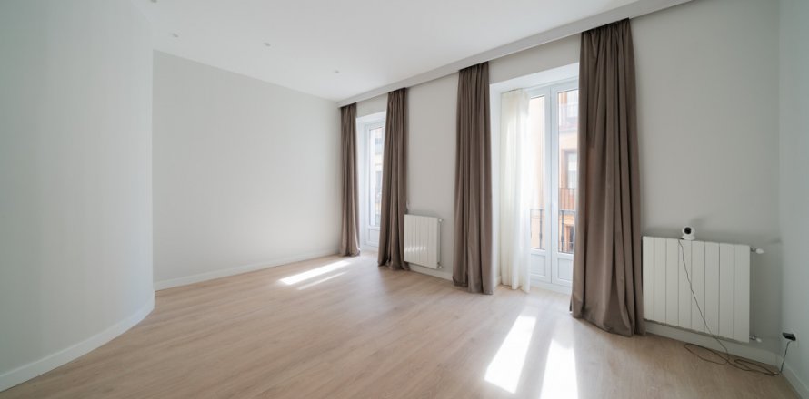 Apartment Madrid, Spain 3 bedrooms, 150 sq.m. No. 119990
